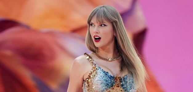 Taylor Swift durante un concierto en el Estadio Wembley como parte de la gira The Eras Tour, el 21 de junio de 2024, en Londres. (Foto por Scott A./Invision/AP, Archivo)