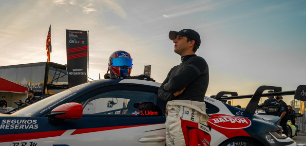 Fotografía muestra a Jimmy Llibre, quien competirá en el Porsche Carrera Cup North America 2024.