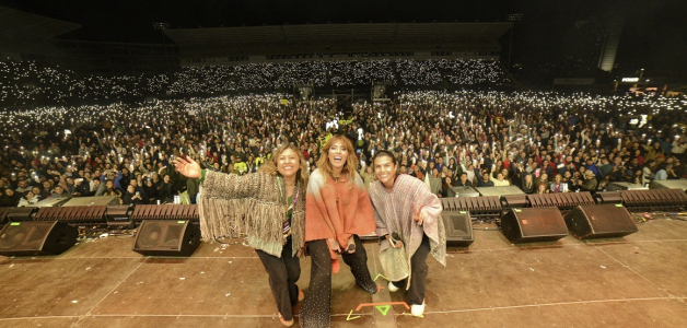 La puertorriqueña Kany García se presentó en la ciudad de Tunja, Colombia, al presentarse ante una multitud de 30 mil personas.