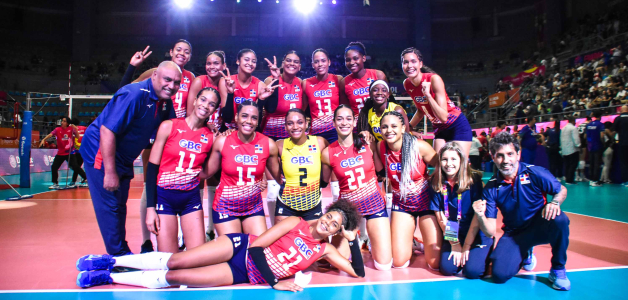 Integrantes del equipo dominicano que se quedó con la medalla de bronce en el torneo Final Six.