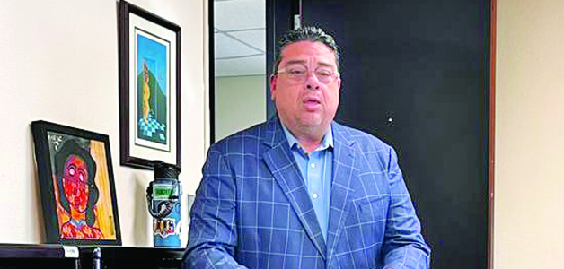 El fiscal de distrito de Bayamón, Gabriel Arredondo, con más de 30 años de experiencia, explicó las diferencias y similitudes entre el sistema legal de Puerto Rico y el de la República Dominicana.