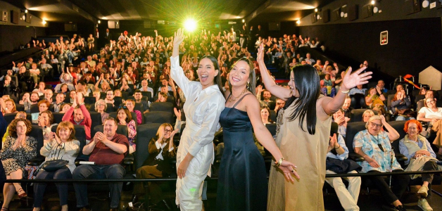 Una sala llena acogió la exhibición de la película dominicana “Día ocho: el soplo del Espíritu”  en el Cine Proyecciones de Madrid.