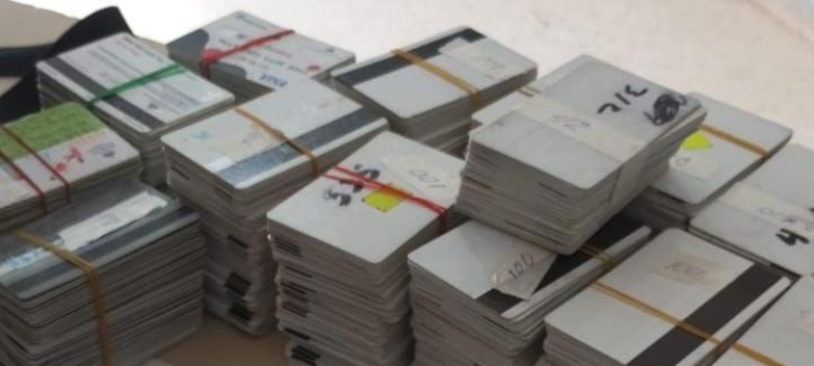 El informe oficial indica que fueron ocupadas 1,043 tarjetas en blanco, así como 254 tarjetas de programas como Supérate y Bonos Navideños.