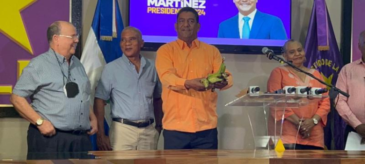 El Partido de la Liberación Dominicana (PLD) llamó este jueves a que se declare en estado de emergencia nacional a los sectores dedicados al cultivo, debido a la presencia de enfermedades generada por animales que afectan los alimentos.