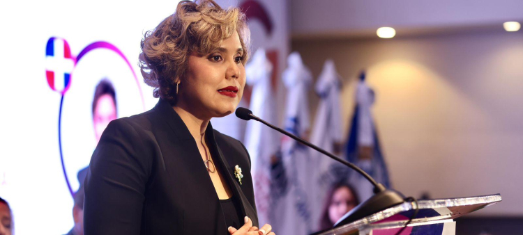 La presidenta de Pro-Competencia, María Elena Vásquez Taveras.