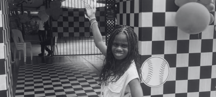 Stephora murió durante una exscursión escolar y su madre pide justicia.