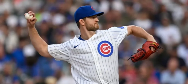 Foto del 4 de agosto del 2025, el abridor de los Cachorros Michael Soroka lanza en la primera entrada ante los Rojos.