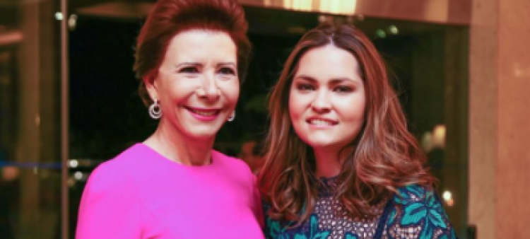 Melba Grullón junto a su hija, Alexandra Grullón.