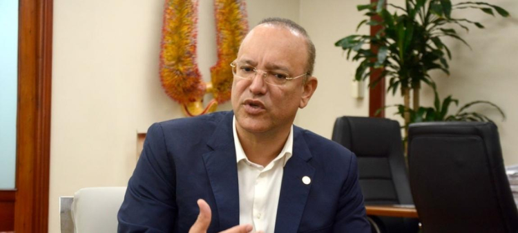 Ulises Rodríguez, alcalde de Santiago.