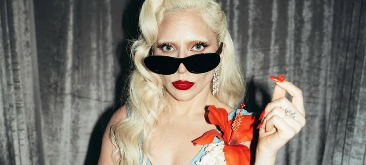 La actriz y cantante Lady Gaga después del show intermedio de la final del Super Bowl LX.