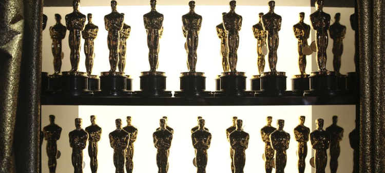 Estatuillas del Oscar entre bambalinas durante la gala de premios en el Teatro Dolby en Los Ángeles el 28 de febrero de 2016. (Foto por Matt Sayles/Invision/AP, archivo).