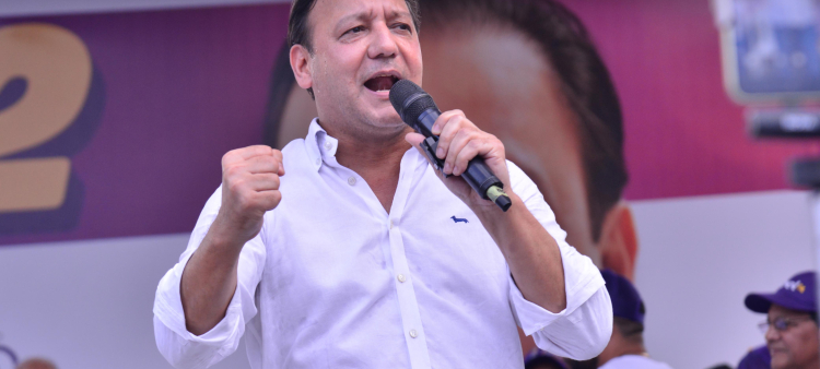 El candidato presidencial del Partido de la Liberación Dominicana (PLD), Abel Martínez.