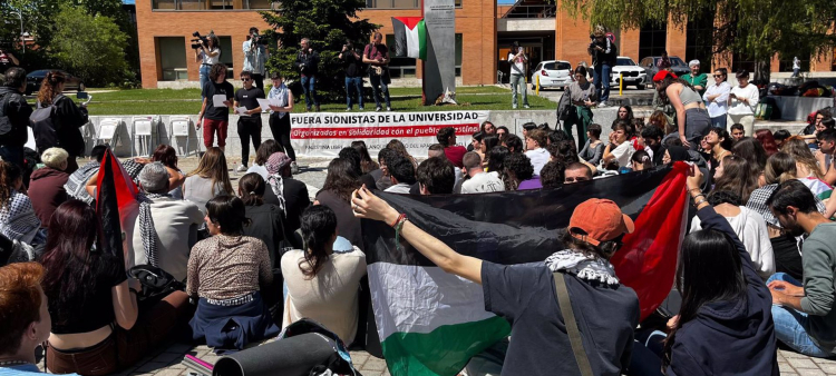 Acampada en el campus de la UCM para protestar por la actuación israelí en Gaza.
SOCIEDAD ESPAÑA EUROPA MADRID