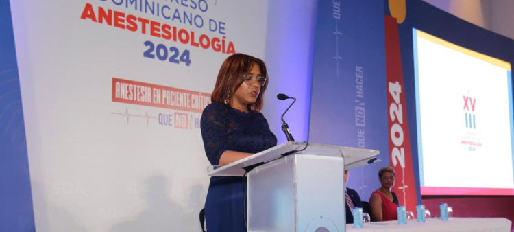 Karina Williams, presidenta de la Sociedad Dominicana de Anestesiología (SDA)
