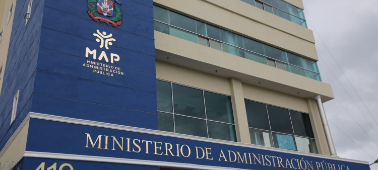 Fotografía muestra fachada del Ministerio de Administración Pública (MAP).