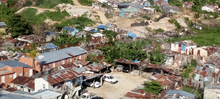 La inflación tuvo un efecto de aumento de la pobreza que hizo mermar los efectos de crecimiento y distribución del ingreso agregado.