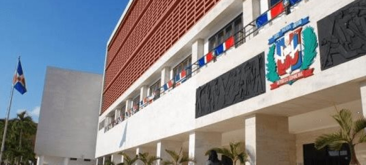 La tasa a pagar es del 27% de Impuesto sobre la Renta