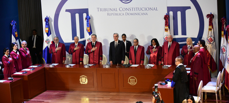 Los jueces del Tribunal Constitucional celebraron una audiencia solemne en conmemoración del 180 aniversario de la firma de la Constitución. Estuvo presente el presidente Luis Abinader.