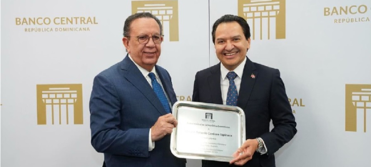 Héctor Valdez Albizy y Marvin Cardoza.