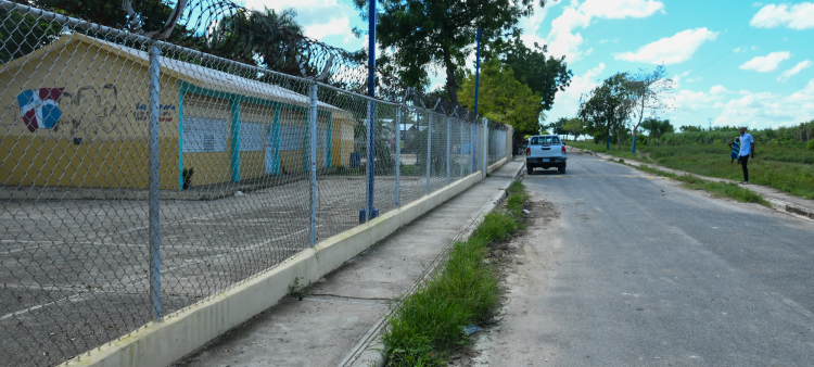 Las autoridades de la escuela decidieron impartir las clases virtuales por temor a agresiones.