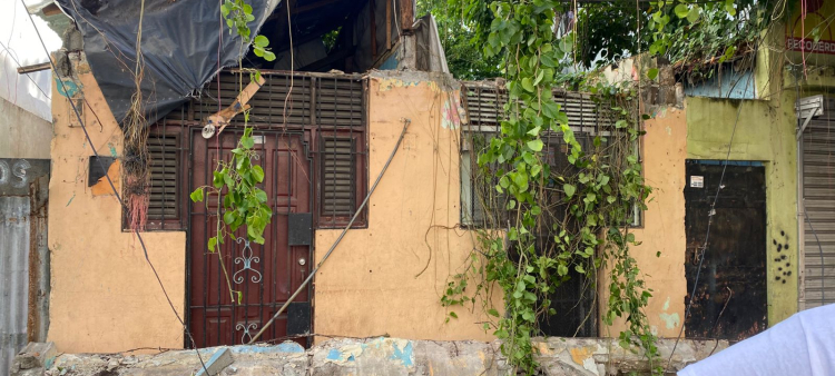 Casa donde ocurrió la tragedia que dejó una niña muerta y varias con heridas de gravedad.