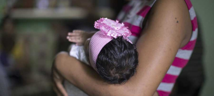 Anunció la creación de un programa de pensiones especiales para niñas, niños y adolescentes en orfandad por feminicidio.