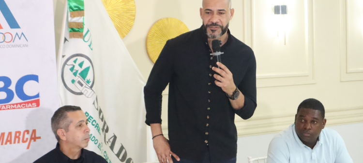 Carlos Payano, quien será el dirigente del equipo superior del club Los Prados en el TBS Distrito 2025.