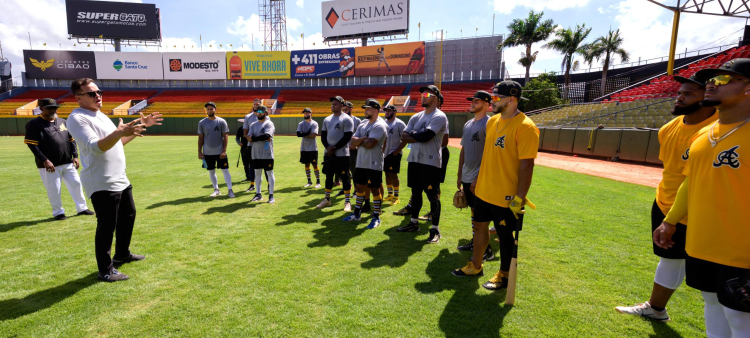 Vista del primer día del campamento adelantado de las Águilas Cibaeñas.