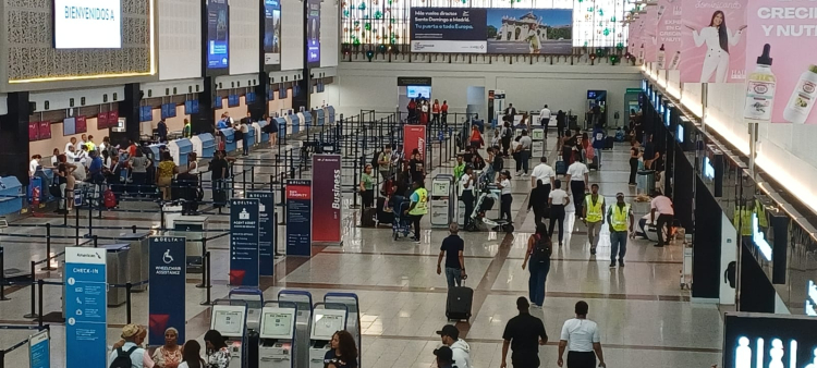 Las operaciones en la terminal se detuvieron por más de nueve horas.