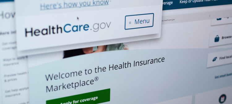 Páginas del sitio web del seguro médico en EEUU en healthcare.gov, en una computadora en Nueva York, el 19 de agosto de 2025.