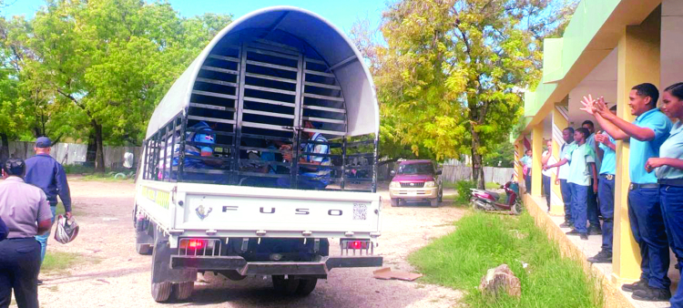 Varios estudiantes fueron detenidos por la policía.