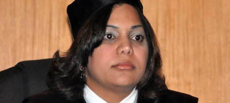 Magistrada Gisell Méndez, presidente del Primer Tribunal Colegiado del Distrito Nacional, y el jurista Eduardo Núnez.