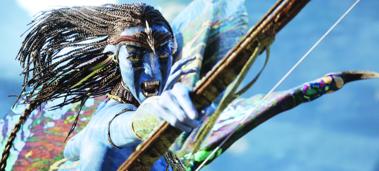 Zoe Saldaña es Neytiri en la película de 20th Century Studios "Avatar: Fire and Ash".