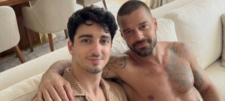Riky Martin asegura que su foto junto al influencer español Mario Salvador es falsa.