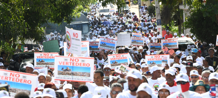Los comunitarios del sector La Cuaba advirtieron que retomarán las protestas en el 2026.