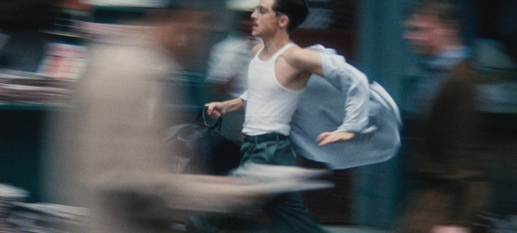 Imagen de Timothée Chalamet en una escena de la película “Marty Supreme".