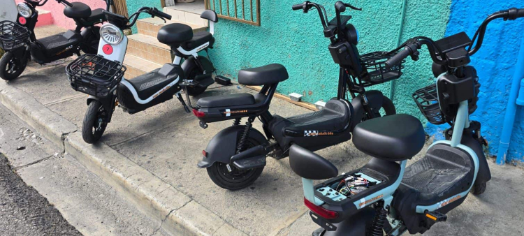 El anuncio del gobierno sobre regulación de estos vehículos eléctricos se produce a pocos días de que Listin Diario subrayara, en su editorial del 5 de febrero, la urgencia de un régimen legal sobre el caso.