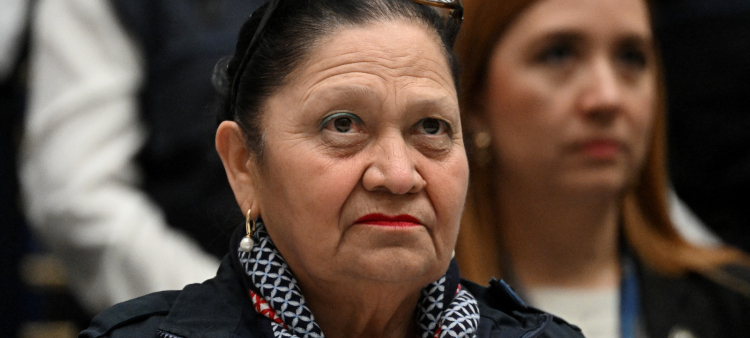 La Fiscal General de Guatemala, María Consuelo Porras, asiste al lanzamiento de la plataforma digital "Cero Delito" para promover la denuncia ciudadana en la sede del Ministerio Público en Ciudad de Guatemala.