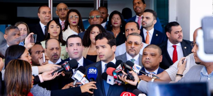 Congresistas defienden ante Tribunal Constitucional derecho a indexación salarial