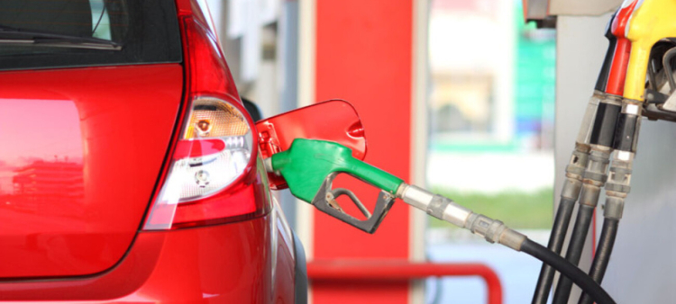 Los precios de los combustibles recibieron un incremento de RD$5.00 por galón, en la última semana.