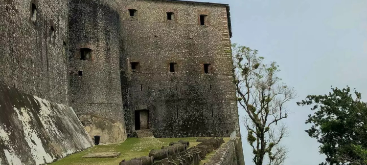 Monumento histórico Ciudadela Henri, cerca de Cap-Haïtien en donde fallecieron al menos 30 personas el 11 de abril de 2026.