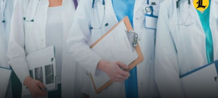 La directora de Residencias Médicas del Ministerio de Salud Pública, Mery Hernández, informó que 365 médicos ya han subido sus documentos a la plataforma.<br /><br />https://listindiario.com/la-republica/sector-salud/20260421/medicina-interna-especialidad-mas-postulaciones-concurso-residencias_902612.html