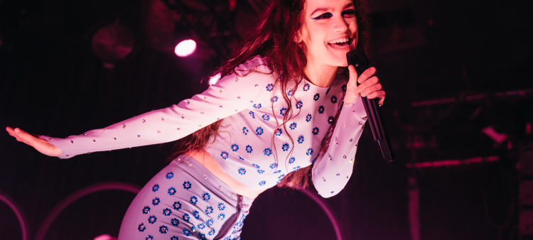 Concierto de Amaia (Amaia Romero) en Inverfest, el 15 de enero de 2023 en La Riviera, Madrid, España.