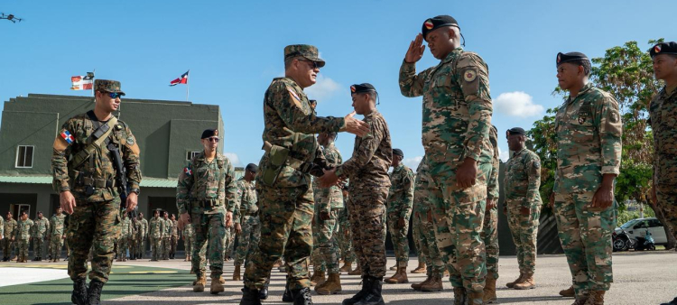 Militares en formación