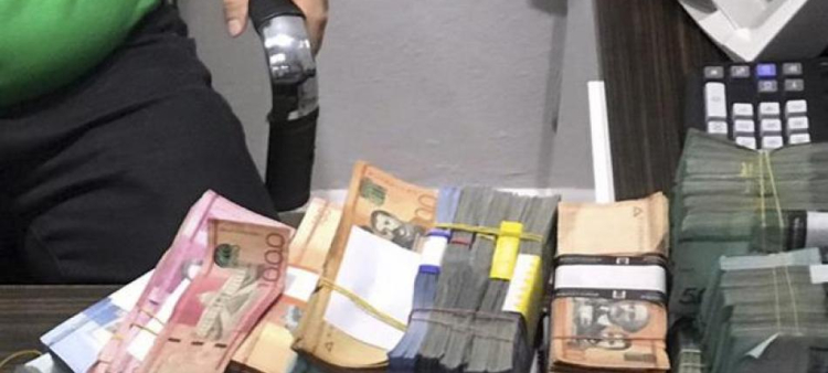 Denuncian que estas prácticas violentas de cobros son propias de prestamistas informales, diferenciándolos de empresas reguladas.