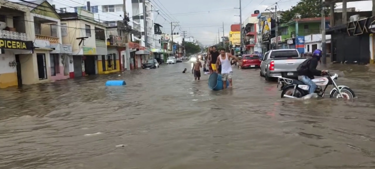 En diferentes regiones del país han ocurrido inundaciones en ese mes de abril.