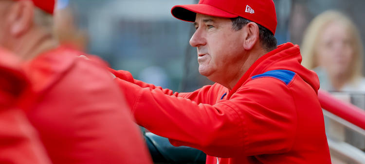 Rob Thomson estuvo a cargo de los Filis de Filadelfia desde 2022.