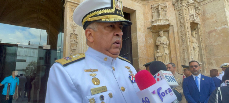 Director general de la Dirección General de Migración, Luis Rafael Lee Ballester.