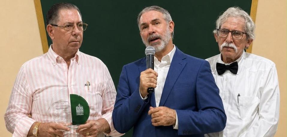 Arnulfo Gutiérrez, Diómedes Reyes y Ariosto Díaz.