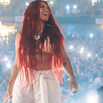 Karol G triunfa en una noche de homenajes en los Latin American Music Awards